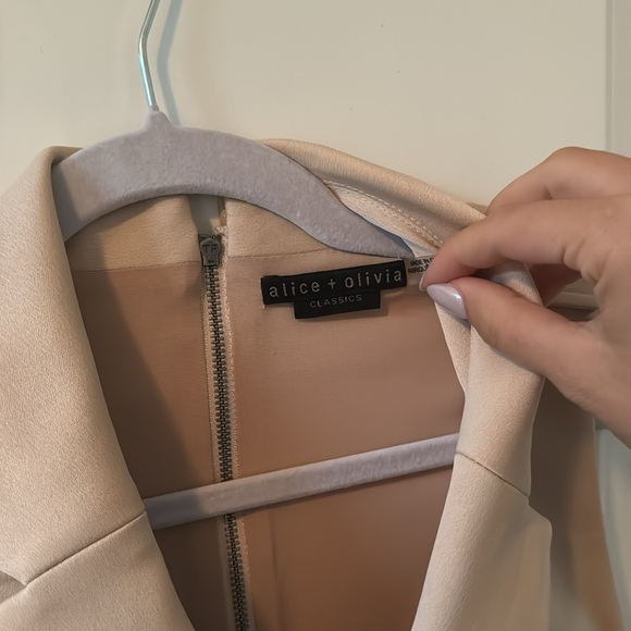 Alice and Olivia romper - Picture 3 of 4